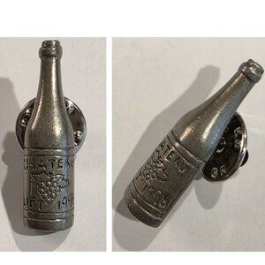 VINTAGE JIM CLIFT Pewter Lapel Tie Tac Pin CHATEAU WINE BOTTLE 1" DATED 1996